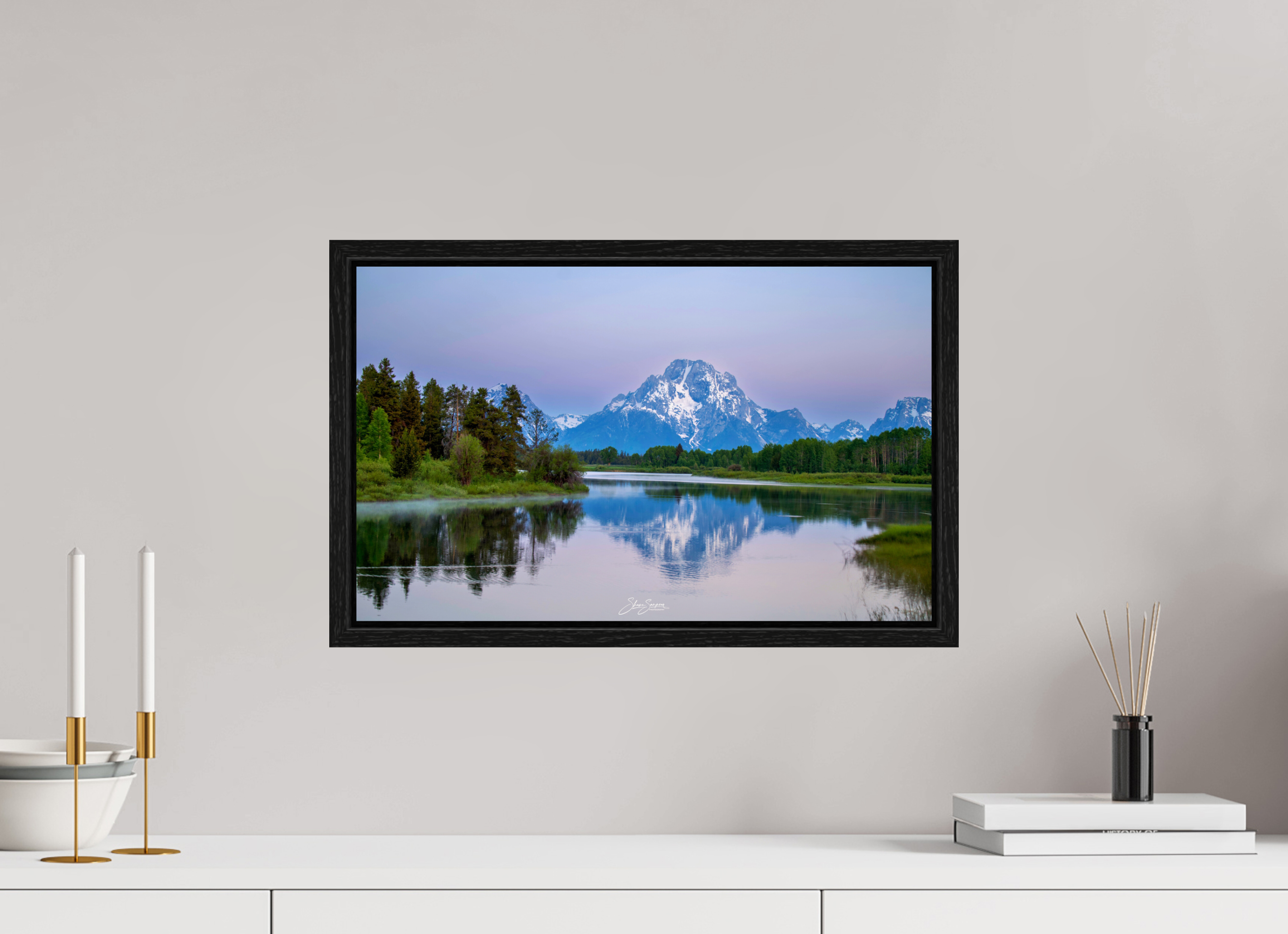 19.5 x 12″, Floater Frame A7